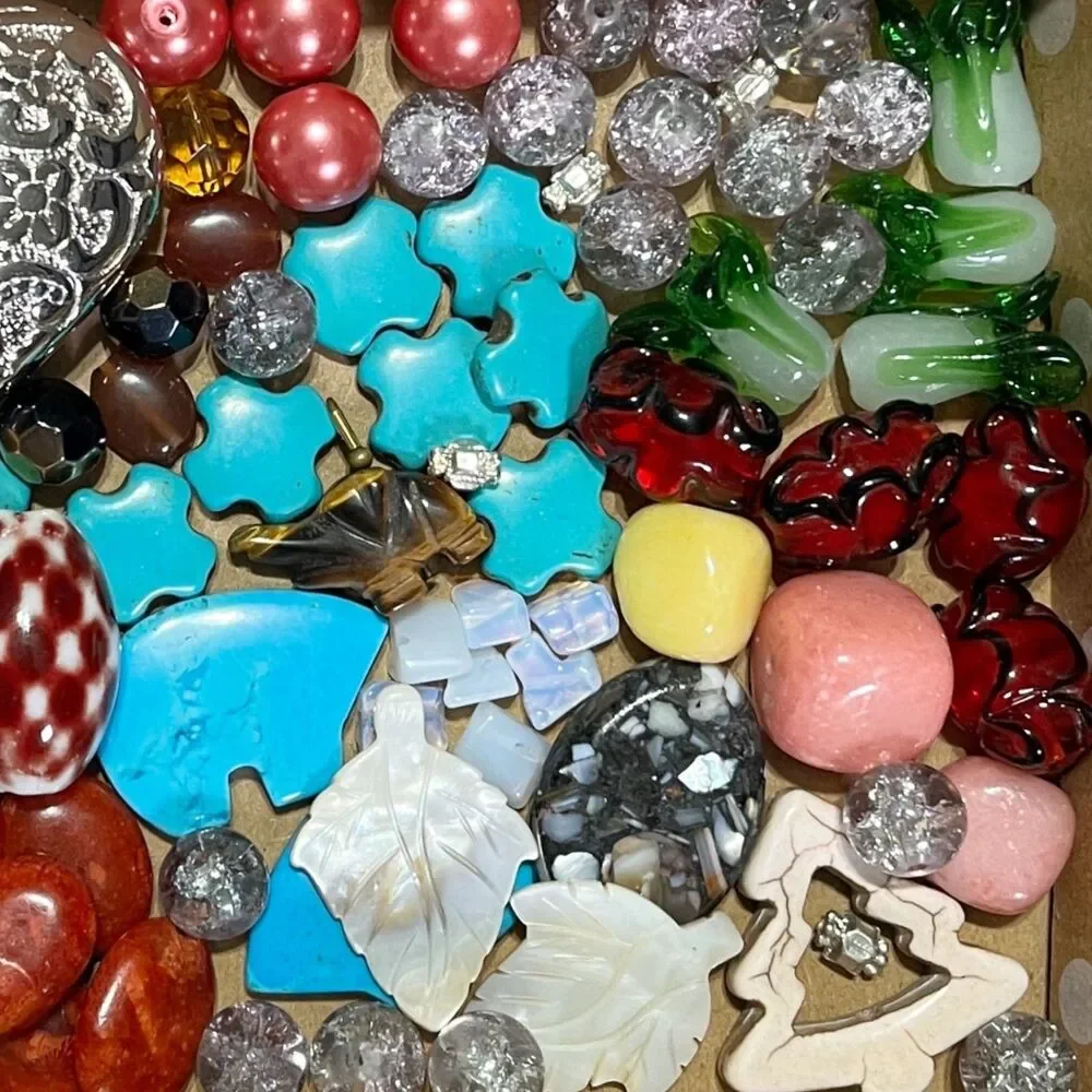 VTG - Now Lot Colorful Beads Glass Metal Stone Eclectic Variety Jewelry Making